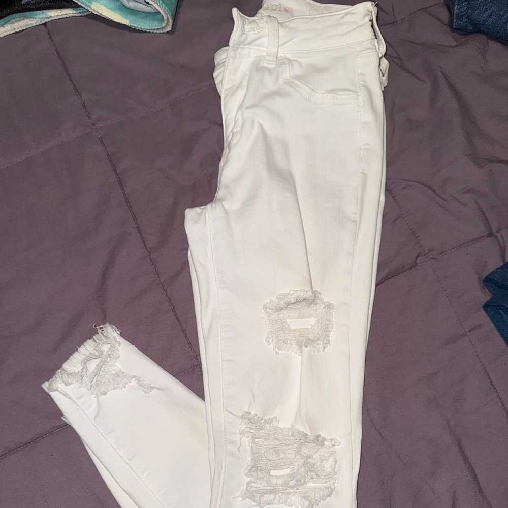 American eagle white jeans